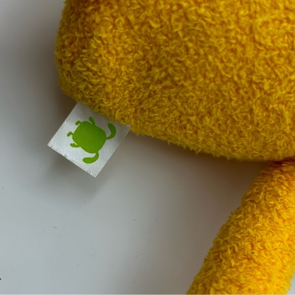 Ugly Dolls Hugs and Headstands 8" Yellow Wedgehead Plush Weighted Bottom Hasboro - Picture 4 of 5